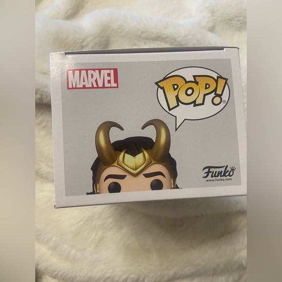 Funko Pop. Marvel Loki. President Loki. 898 - Picture 2 of 5